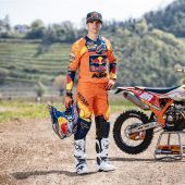 Auf der KTM 350 EXC-F fuhr Garcia im vergangenen Jahr an 12 Renntagen sieben Mal an die Spitze der E2-Rangliste und beendete die Saison auf dem dritten Platz.